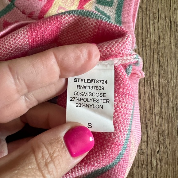 Debut Pink and Purple Women’s Short Sleeve Sweater - Picture 5 of 7